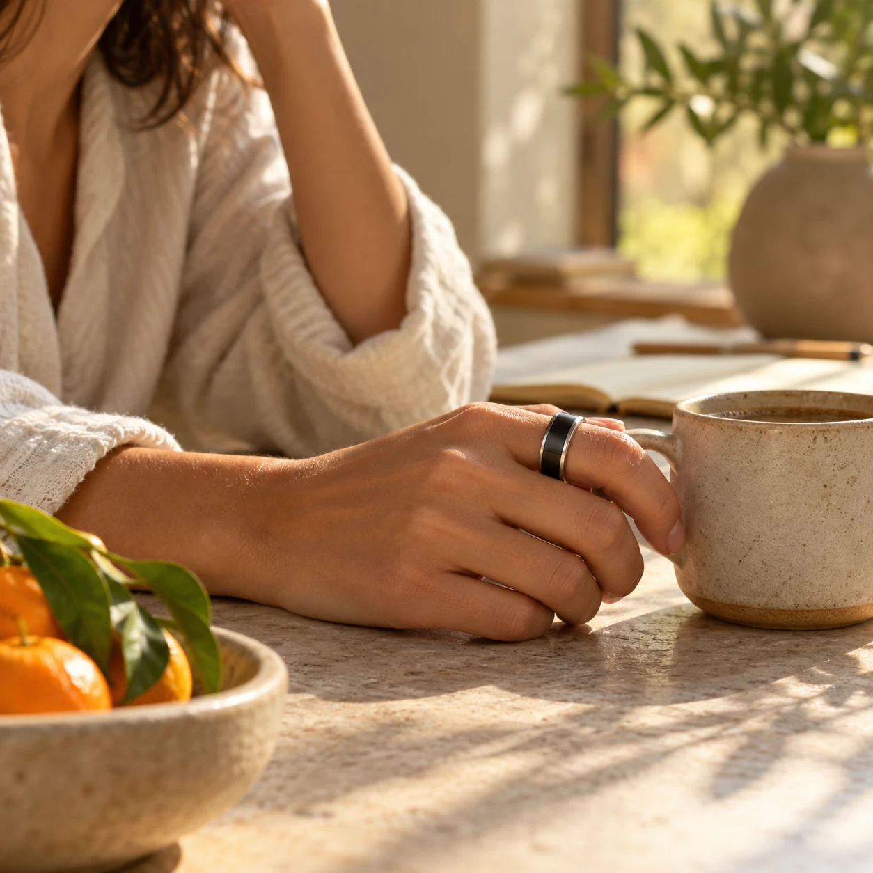 A quiet everyday moment with the Glowhiz ring